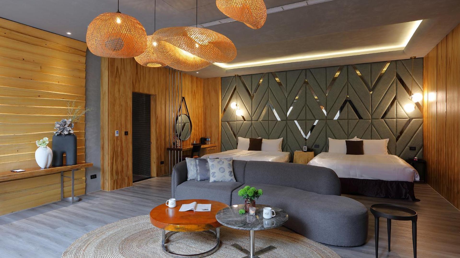 Mulan Motel Taichung Buitenkant foto