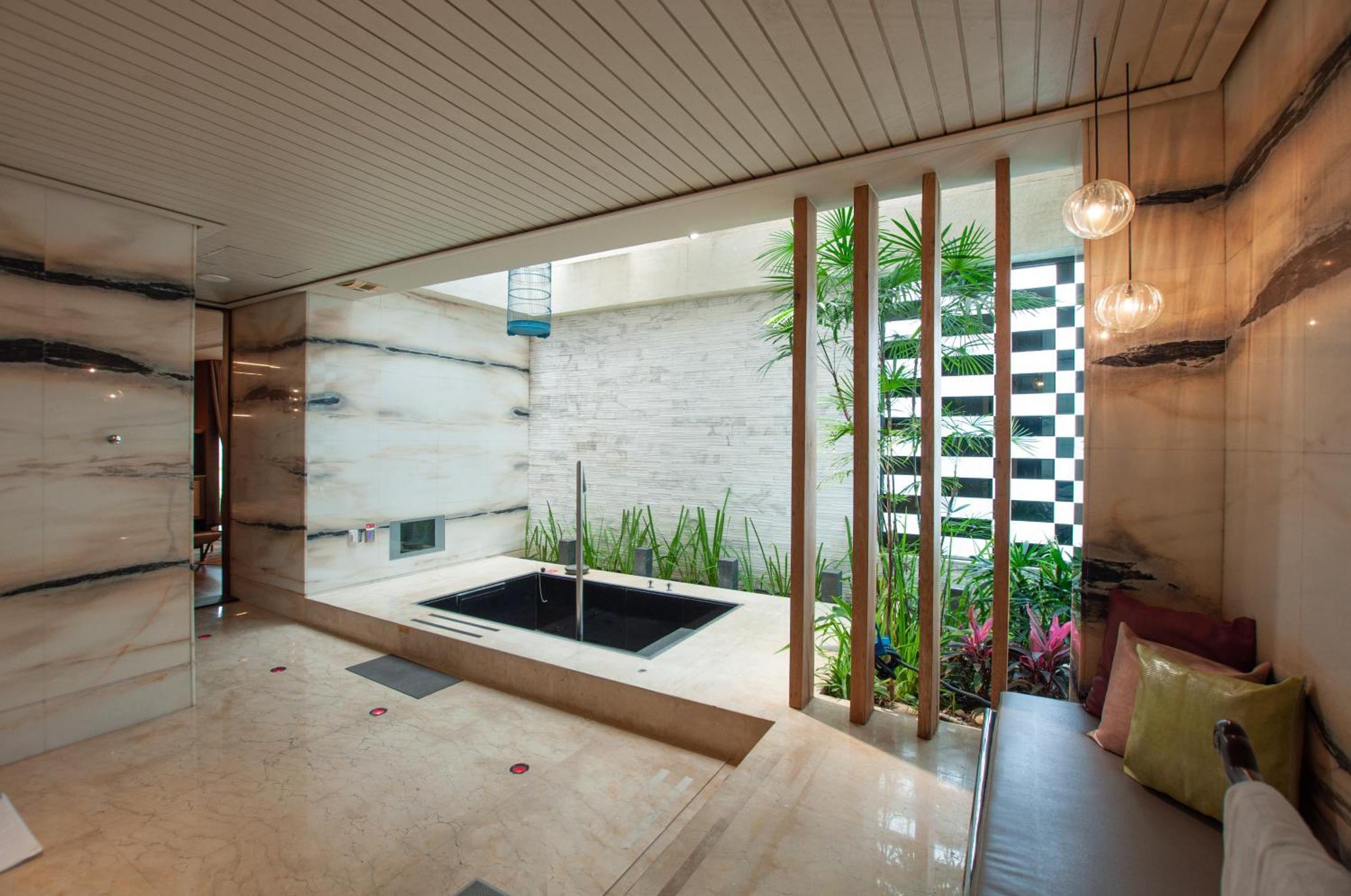 Mulan Motel Taichung Buitenkant foto