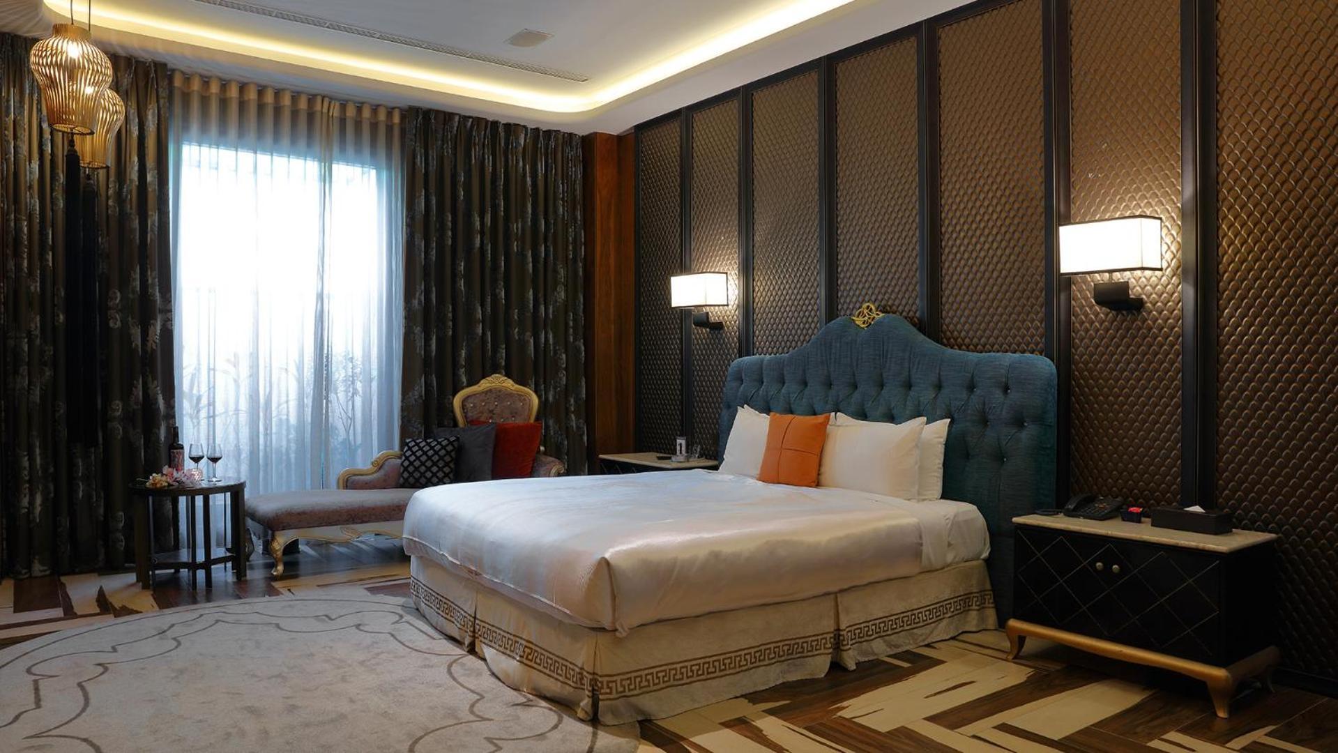Mulan Motel Taichung Buitenkant foto