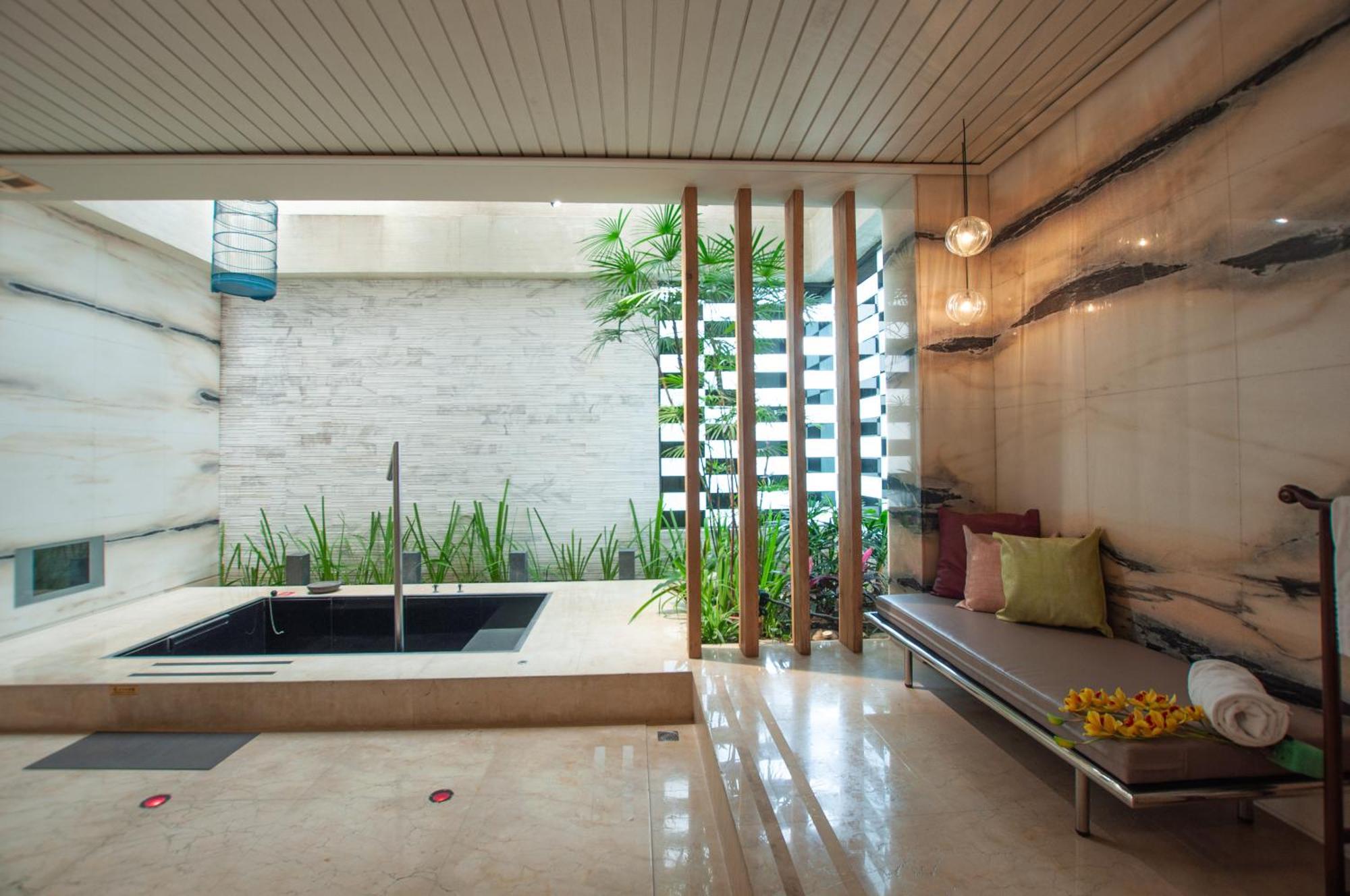 Mulan Motel Taichung Buitenkant foto