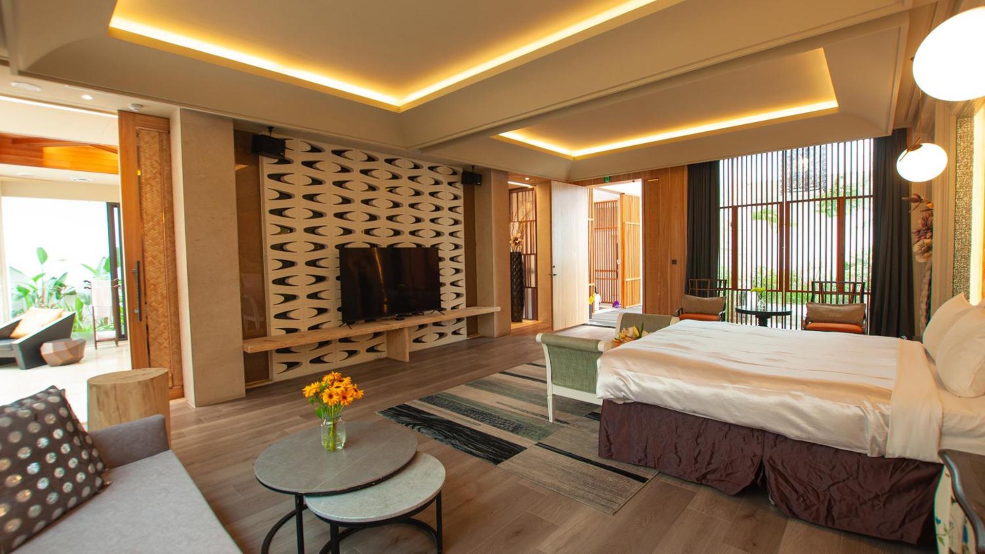 Mulan Motel Taichung Buitenkant foto