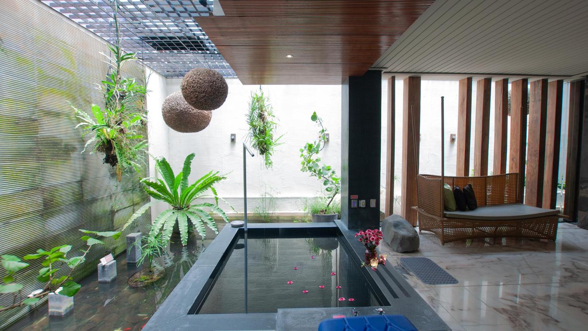 Mulan Motel Taichung Buitenkant foto